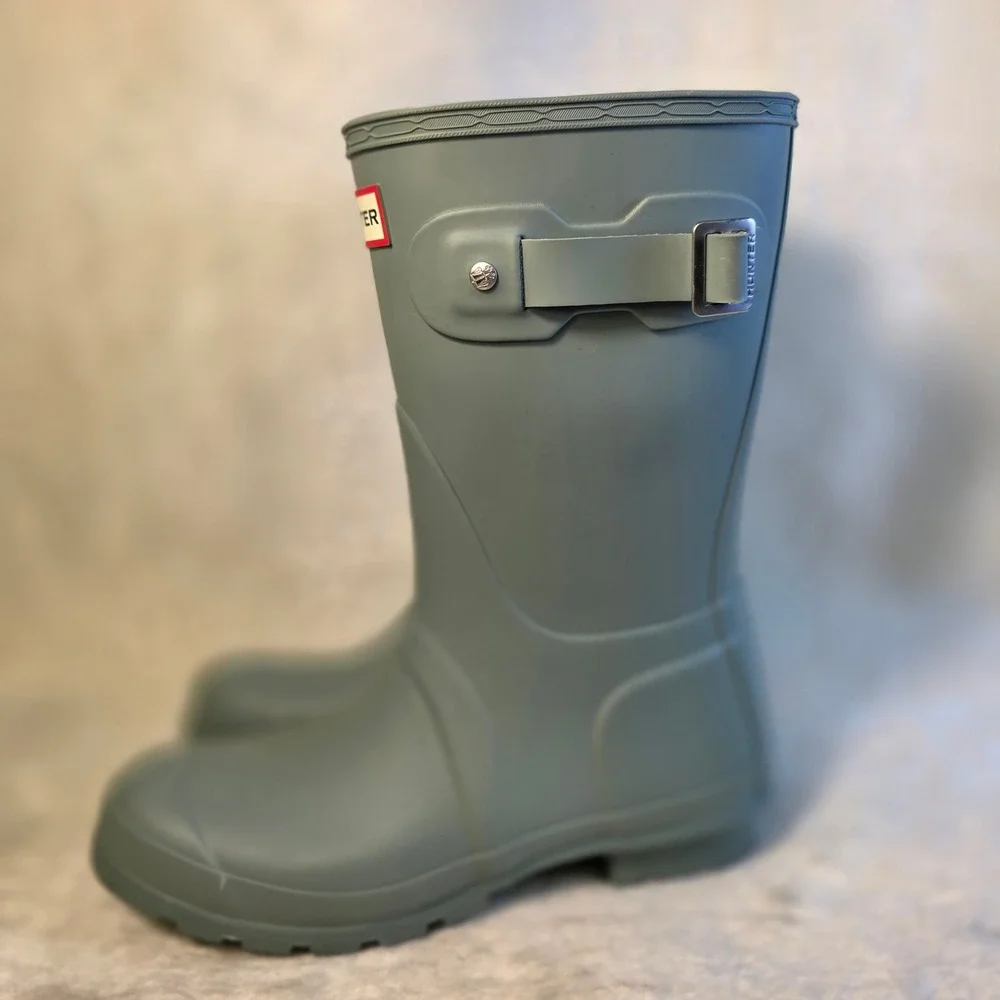 Hunter Original Short Rain Boots Sage Green Waterproof Womens 37 6 NEW